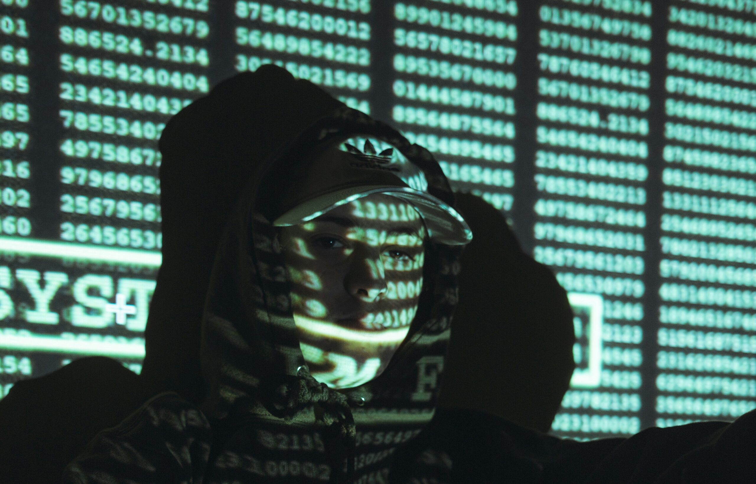 Internationaler Frauentag: Mehr Schutz für Journalistinnen bei Online-Angriffen!